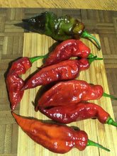 Load image into Gallery viewer, Red Tiger (Pepper Seeds)