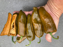 Load image into Gallery viewer, Berbre Anaheim Mustard (Pepper Seeds)