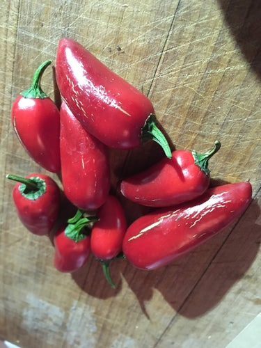 Jalapeno Purple Flower Sriracha (Pepper Seeds)